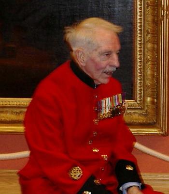 BH015p2.jpg - Clement “Clem” Hoyle  The photo shows Clem at the National Army Museum 31 May 2006 On the occasion of the launch of Clem's book   Click this line to visit the Chelsea Pensioners Book of Remembrance   Any details, memories or photographs that you may have would be most welcome.
